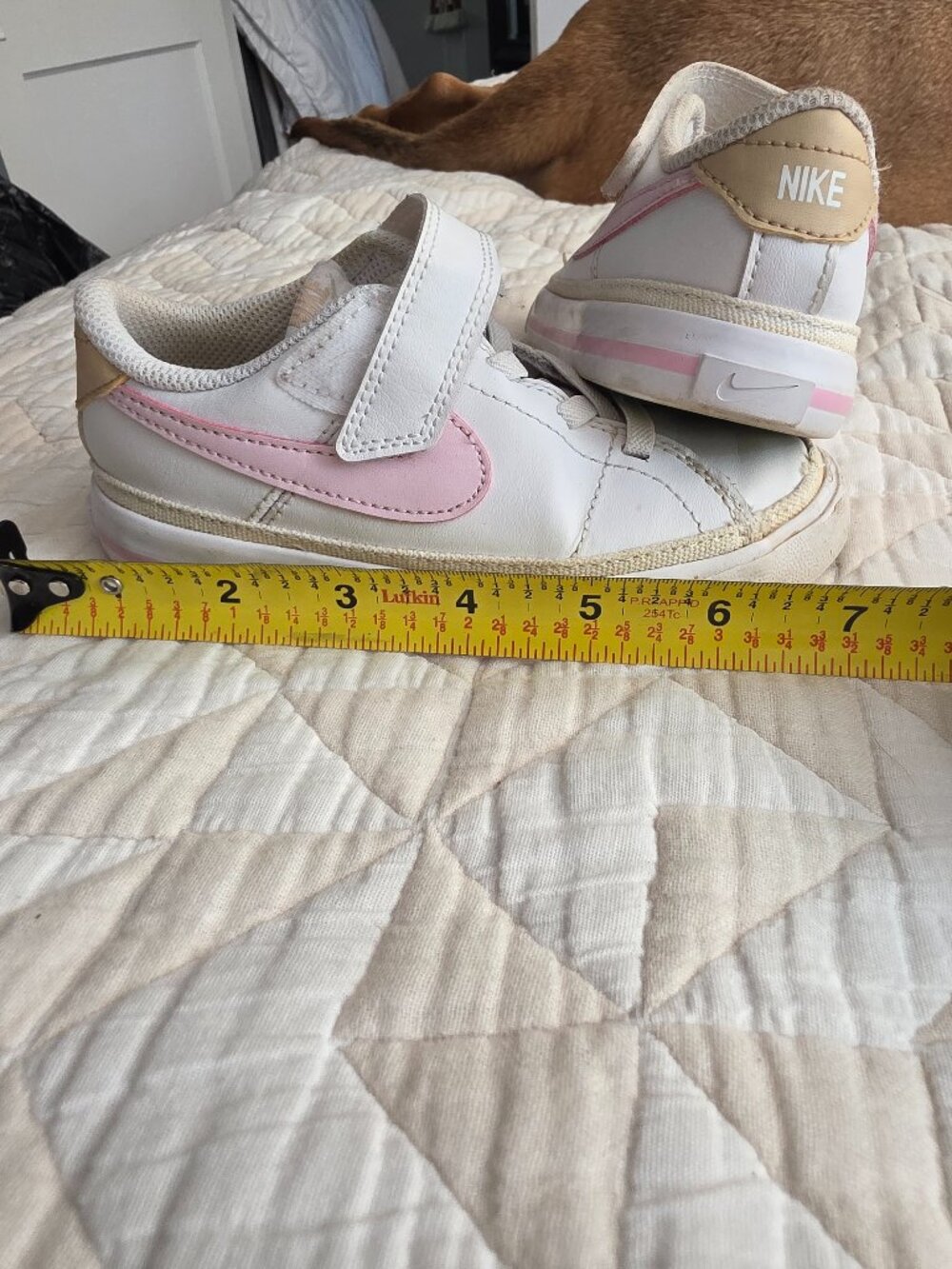 NIKE TODDLER SNEAKERS SIZE 9C